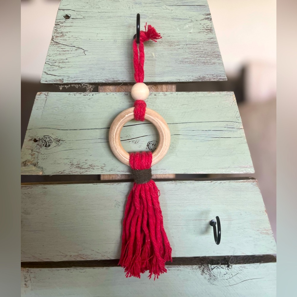Christmas Tree Ornament // Hand Made Macrame